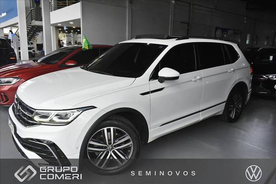 VOLKSWAGEN TIGUAN 2.0 300 TSI GASOLINA ALLSPACE R-LINE AUTOMÁTICO VOLKSWAGEN TIGUAN 2.0 300 TSI GASOLINA ALLSPACE R-LINE AUTOMÁTICO